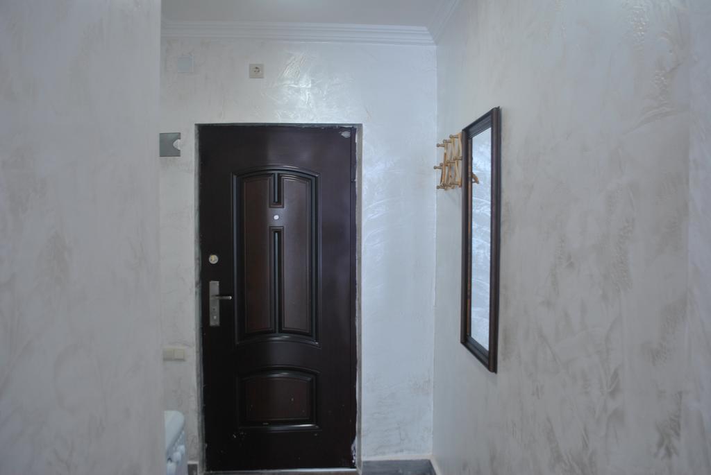 Apartment 8A バトゥーミ エクステリア 写真